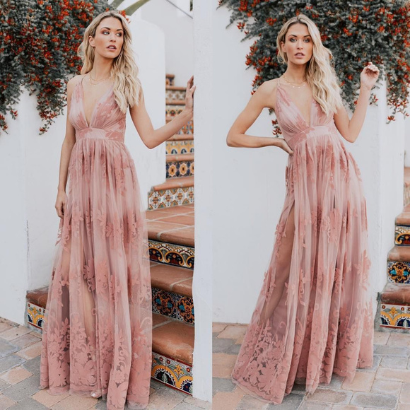Vici Dresses & Skirts - Antonia Maxi Dress - Mauve (Small)